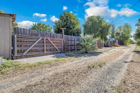 Exterior - 216 Treasure Dr, Red Bluff, CA 96080 photo 9 of 13