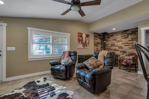 Living - 216 Treasure Dr, Red Bluff, CA 96080 photo 5 of 6