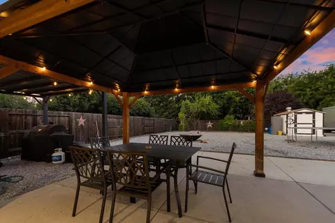 4575 Cerro Ln, Redding, CA 96001 photo 23