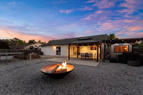 4575 Cerro Ln, Redding, CA 96001 photo 24