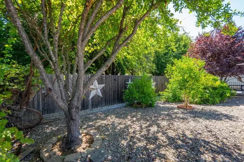 4575 Cerro Ln, Redding, CA 96001 photo 31
