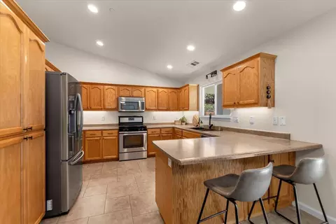 4575 Cerro Ln, Redding, CA 96001 photo 8