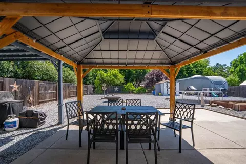 4575 Cerro Ln, Redding, CA 96001 photo 25