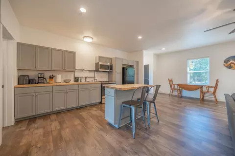Kitchen - 19404 Peppernut Dr, Redding, CA 96003 photo 2 of 3