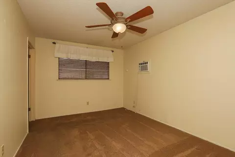 Bedroom - 3345 Oakwood Pl, Redding, CA 96001 photo 3 of 3
