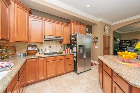 Kitchen - 1946 Tarmac Rd, Redding, CA 96003 photo 2 of 4