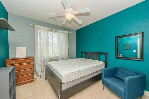 Bedroom - 1946 Tarmac Rd, Redding, CA 96003 photo 5 of 6