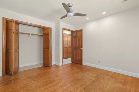 Bedroom - 2364 La Madre Ct, Redding, CA 96002 photo 2 of 4