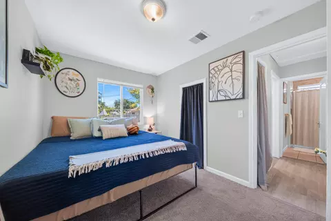 Bedroom - 704706 State St, Redding, CA 96001 photo 5 of 7