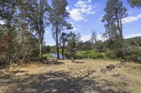 View/Area - 15745 Montgomery Ranch Rd, Redding, CA 96001 photo 4 of 7