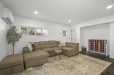 Living - 15745 Montgomery Ranch Rd, Redding, CA 96001 photo 4 of 4