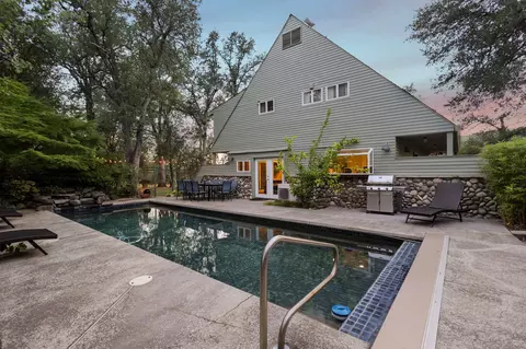 Exterior - 15745 Montgomery Ranch Rd, Redding, CA 96001 photo 5 of 27