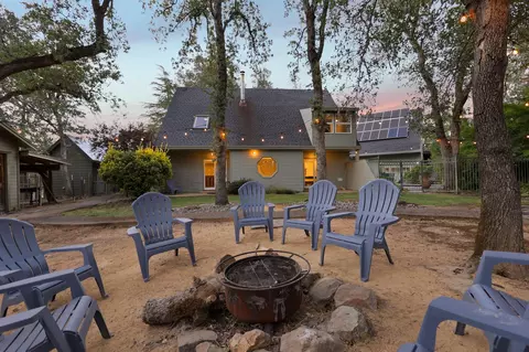 Exterior - 15745 Montgomery Ranch Rd, Redding, CA 96001 photo 13 of 27