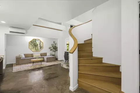 Entry Way - 15745 Montgomery Ranch Rd, Redding, CA 96001 photo 1 of 2