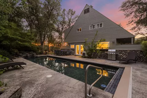 Exterior - 15745 Montgomery Ranch Rd, Redding, CA 96001 photo 3 of 27