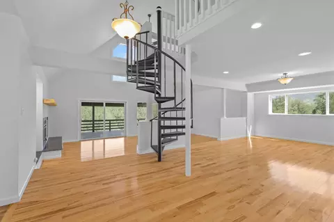 Living - 13672 Twin Lakes Ln, Redding, CA 96003 photo 5 of 7