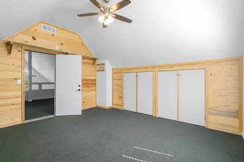 Bedroom - 13672 Twin Lakes Ln, Redding, CA 96003 photo 6 of 8