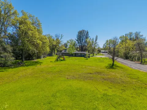 Exterior - 3262 Rancho Rd, Redding, CA 96002 photo 16 of 16