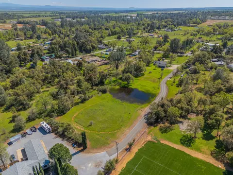 View/Area - 3262 Rancho Rd, Redding, CA 96002 photo 4 of 12