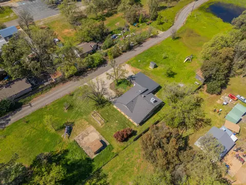 View/Area - 3262 Rancho Rd, Redding, CA 96002 photo 7 of 12