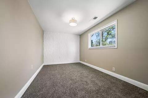 Bedroom - 3262 Rancho Rd, Redding, CA 96002 photo 1 of 2