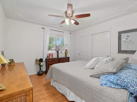 Bedroom - 11402 Wales Dr, Redding, CA 96003 photo 3 of 4