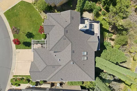 View/Area - 1025 Chardonnay Walk, Redding, CA 96001 photo 5 of 13