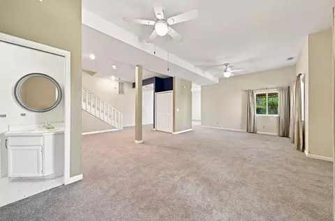 Living - 1025 Chardonnay Walk, Redding, CA 96001 photo 4 of 4