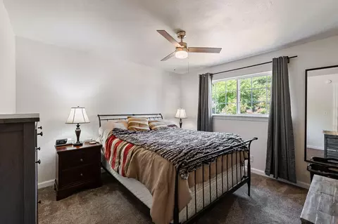 Bedroom - 3923 Meteor St, Redding, CA 96002 photo 1 of 6