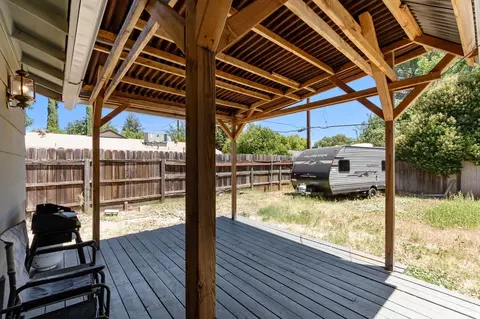 Exterior - 3923 Meteor St, Redding, CA 96002 photo 2 of 11