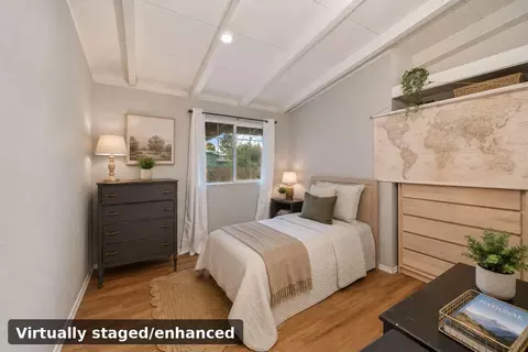 Bedroom - 4562 E Bonnyview Rd, Redding, CA 96001 photo 5 of 8