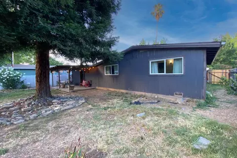 Exterior - 4562 E Bonnyview Rd, Redding, CA 96001 photo 7 of 8