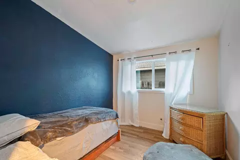 Bedroom - 4562 E Bonnyview Rd, Redding, CA 96001 photo 2 of 8