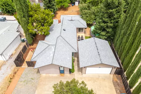 View/Area - 1738 Lazelle Ct, Redding, CA 96002 photo 1 of 3