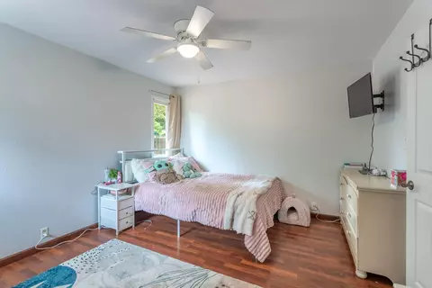 Bedroom - 1738 Lazelle Ct, Redding, CA 96002 photo 2 of 4