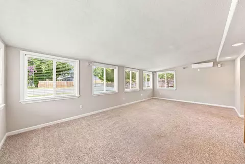 2814 Oakview Dr, Redding, CA 96002 photo 15