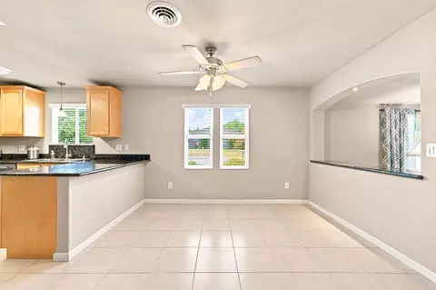 2814 Oakview Dr, Redding, CA 96002 photo 7