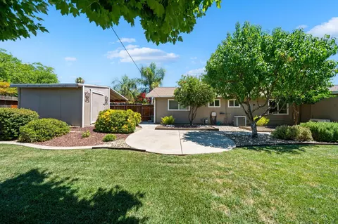 2814 Oakview Dr, Redding, CA 96002 photo 31