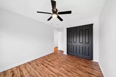 Bedroom - 3416 Cessna Dr, Redding, CA 96001 photo 5 of 6