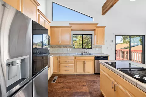Kitchen - 3416 Cessna Dr, Redding, CA 96001 photo 1 of 6