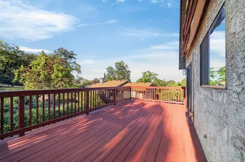 Exterior - 3416 Cessna Dr, Redding, CA 96001 photo 2 of 7