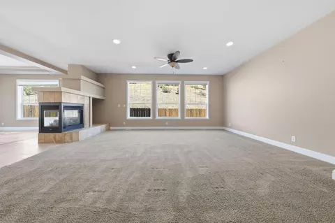Living - 13839 Creek Trl, Redding, CA 96003 photo 3 of 9