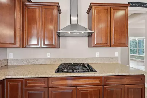 Kitchen - 13839 Creek Trl, Redding, CA 96003 photo 3 of 4