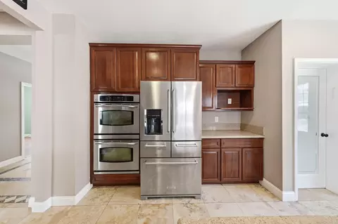 Kitchen - 13839 Creek Trl, Redding, CA 96003 photo 4 of 4