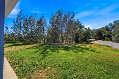 Exterior - 13839 Creek Trl, Redding, CA 96003 photo 7 of 7