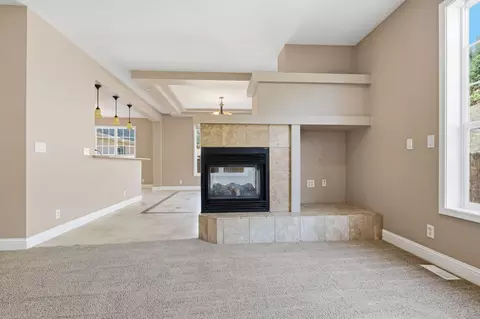 Living - 13839 Creek Trl, Redding, CA 96003 photo 4 of 9
