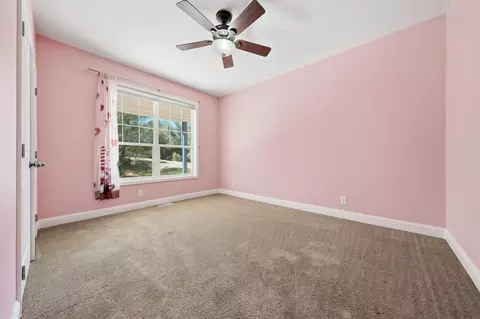 Bedroom - 13839 Creek Trl, Redding, CA 96003 photo 3 of 6