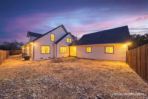 Exterior - 13839 Creek Trl, Redding, CA 96003 photo 4 of 7