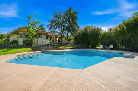 Exterior - 3350 Mountain Oak Dr, Redding, CA 96001 photo 17 of 19
