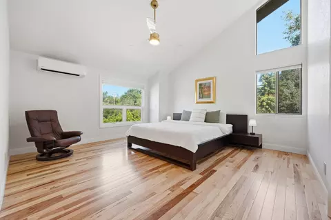 Bedroom - 3350 Mountain Oak Dr, Redding, CA 96001 photo 1 of 3